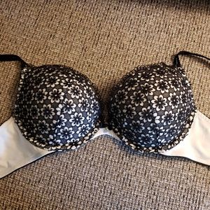 Victoria's Secret black lace push-up bra - 36C